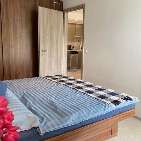 Iris Appartement In Heviz Mit Tiefgarage Und Panoramaaussicht Exteriör bild